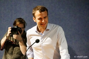 emmanuel-macron-04