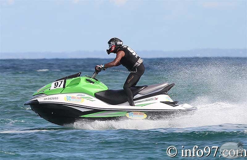 karujet2010-amateur5.jpg