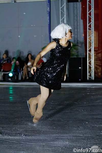 SHOW-TIME-ON-ICE-09.jpg