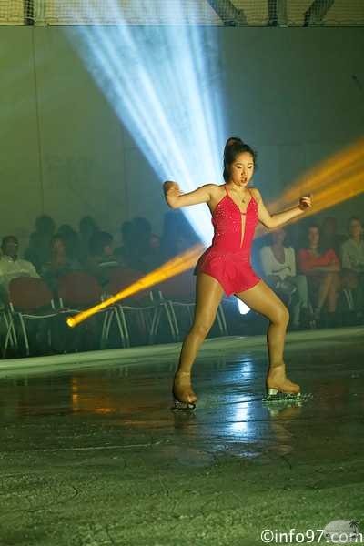 SHOW-TIME-ON-ICE-32.jpg