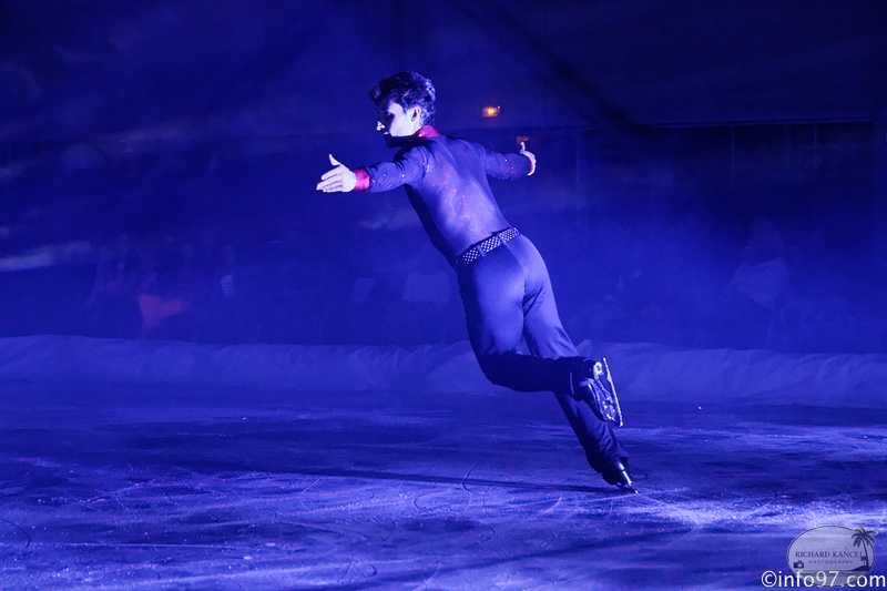 SHOW-TIME-ON-ICE-74.jpg