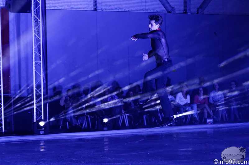 SHOW-TIME-ON-ICE-77.jpg