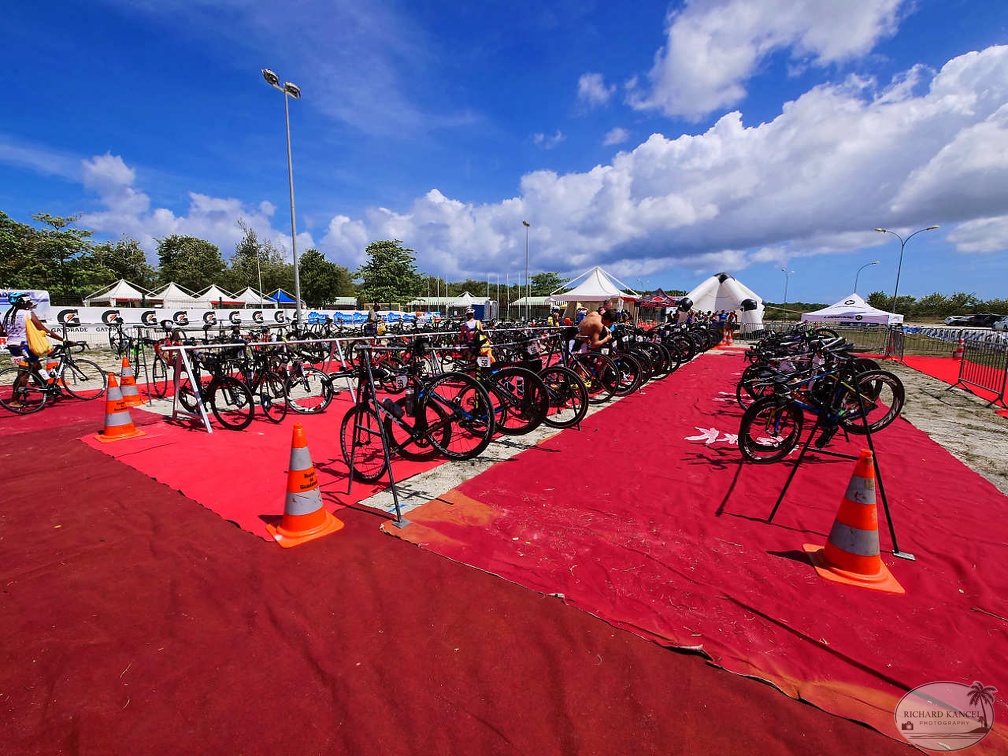 P1039643gwadloup-tri-course.jpg
