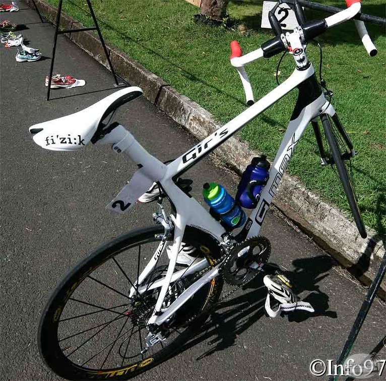 velo-karukera2010-2.jpg
