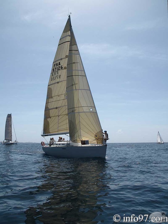 tour-voile-guadeloupe-voilier20115.jpg