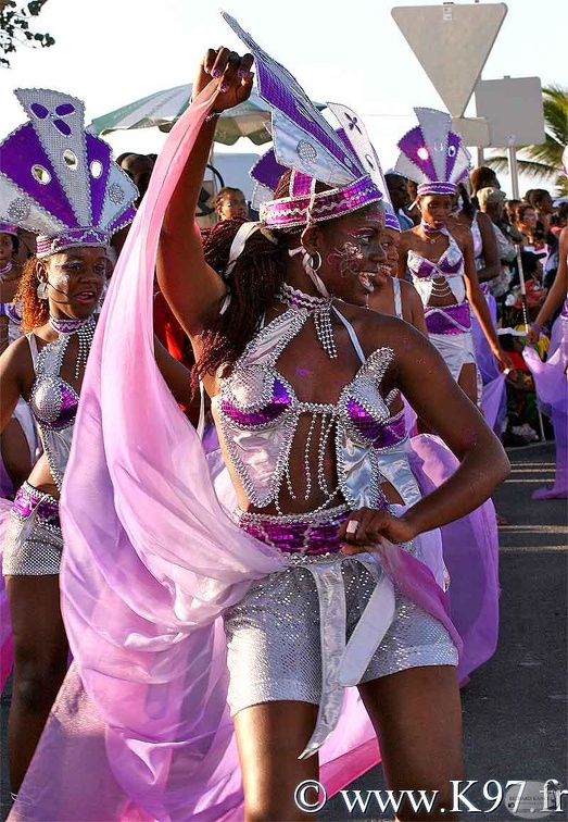 defile-carnaval24.jpg