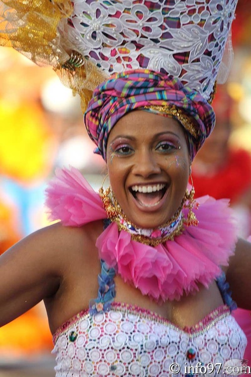 caranval-portrait2.jpg