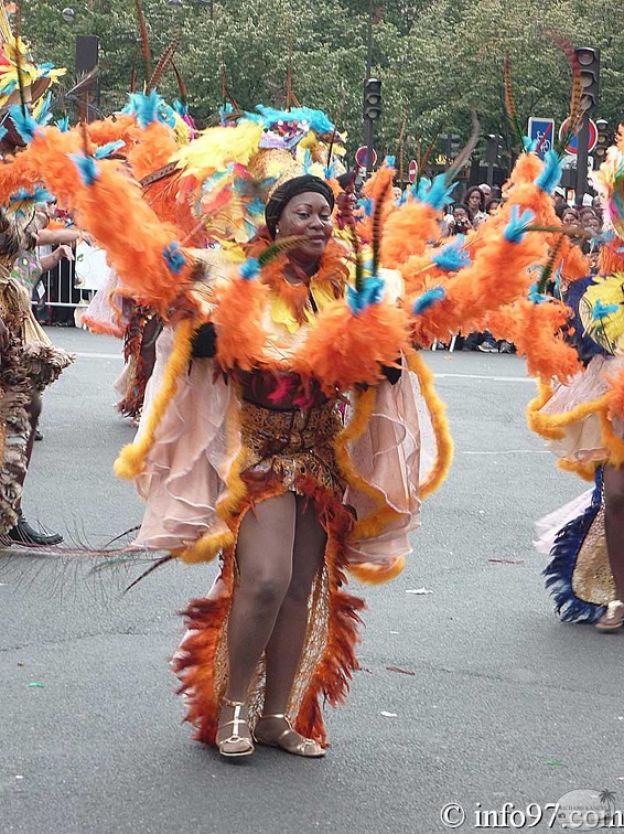 defile-paris-carnaval1554.jpg