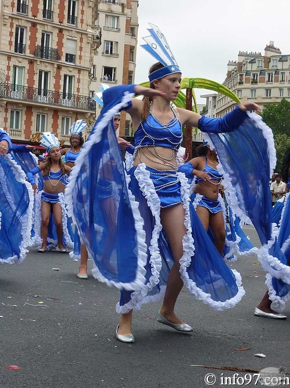 defile-paris-carnaval1662.jpg