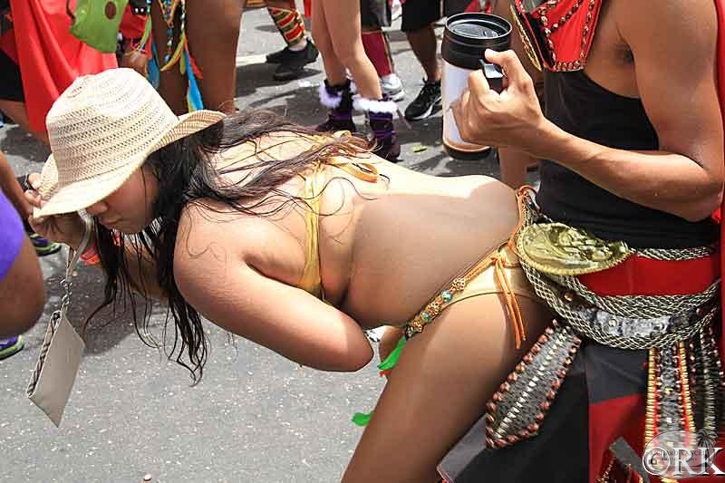 people-carnival3.jpg