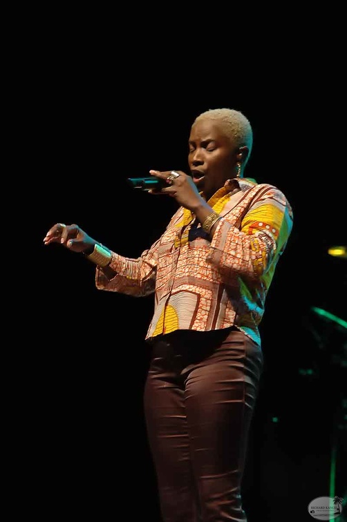 angelique-kidjo24.jpg