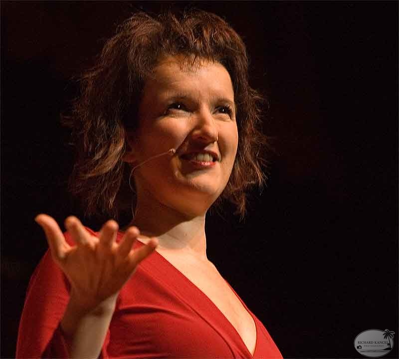 anne-roumanoff56.jpg