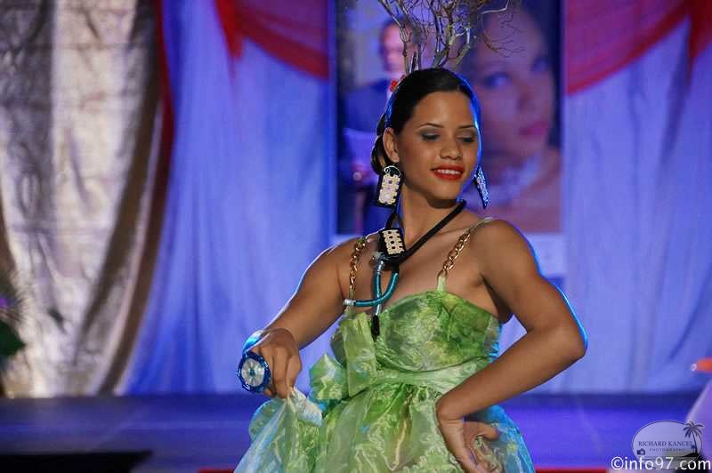 DSC09772partie1-miss-guadeloupe-prestige2014.jpg