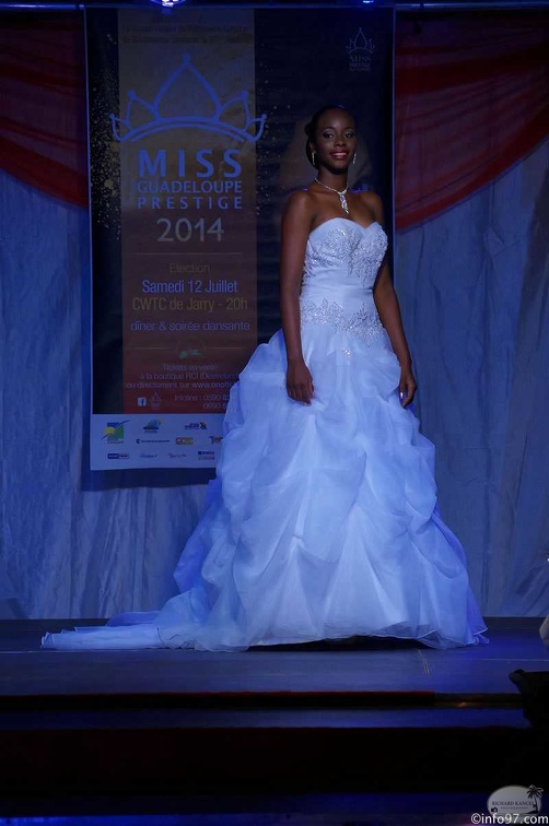 DSC09876robe-miss-guadeloupe-prestige2014.jpg