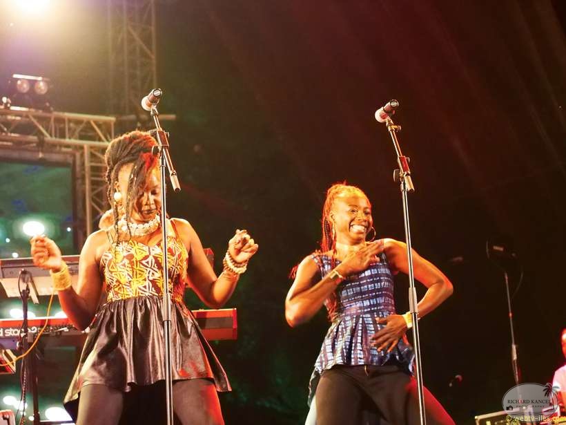 oumou-sangare-26.jpg