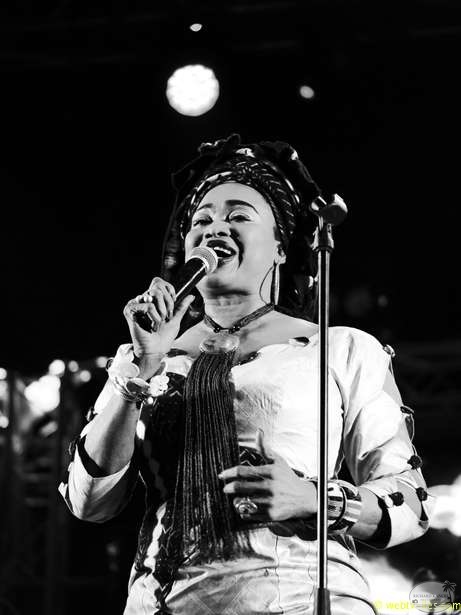 oumou-sangare-34.jpg