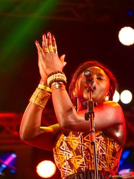 oumou-sangare-45.jpg