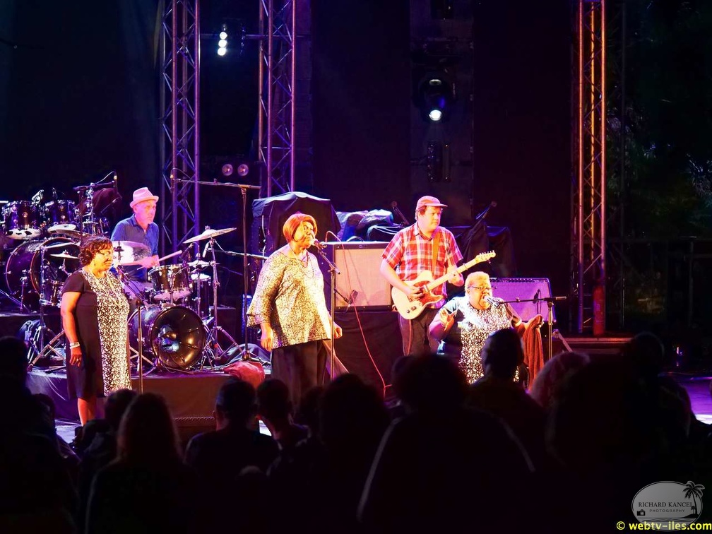the-como-mamas-17.jpg