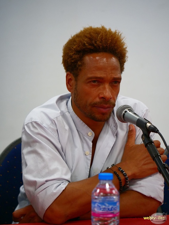 gary-dourdan11.jpg