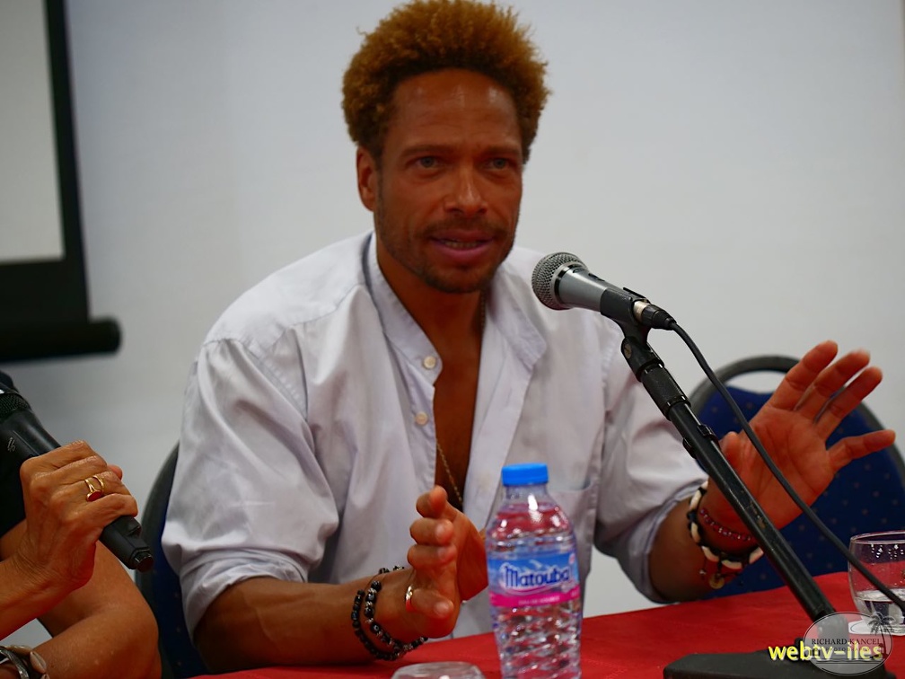 gary-dourdan13.jpg