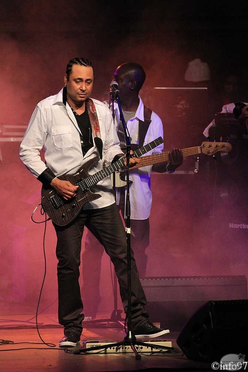 compas-haiti-guadeloupe11.jpg