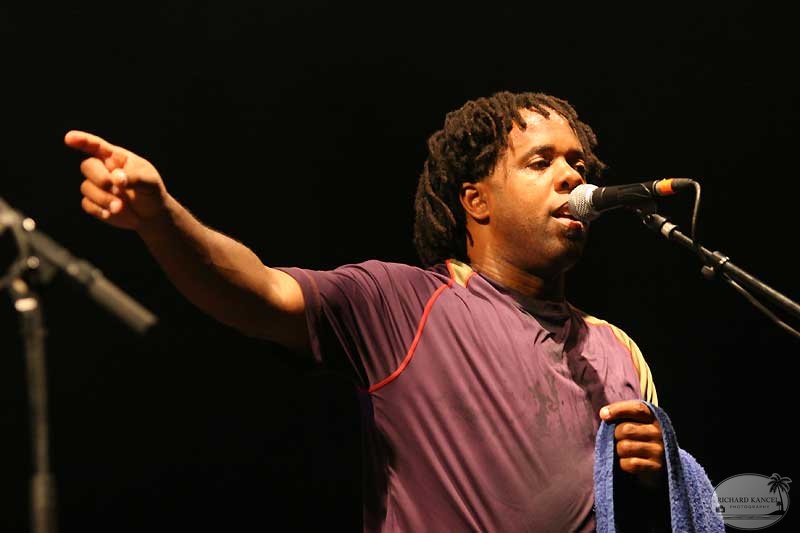victor-wooten15.jpg