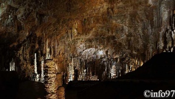 grotte-dargilan-32