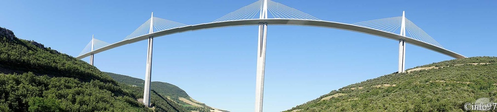 PaMooramic-millau2-2.jpg