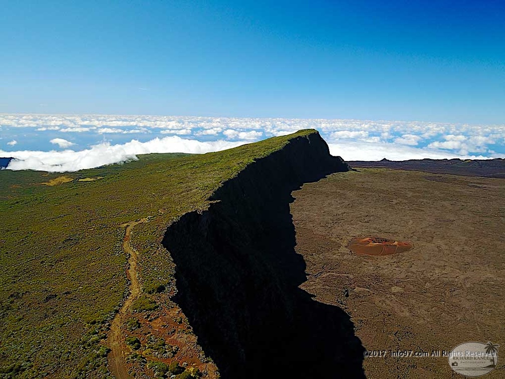 piton-fournaise-drone11.jpg