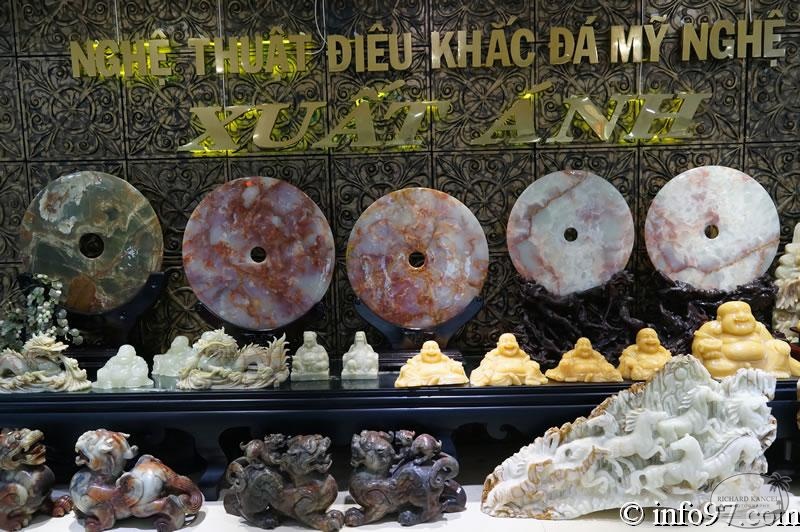 DSC02814sculpture-danang.jpg