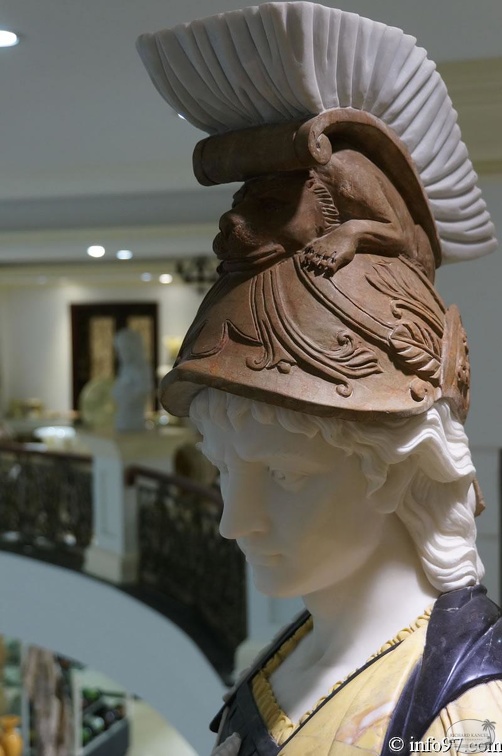 DSC02816sculpture-danang.jpg
