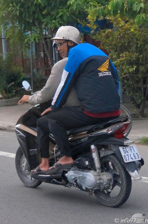 DSC03932transport-vietnam.jpg
