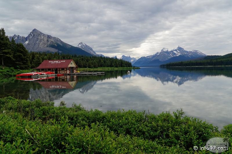 lac-maligne-01.jpg