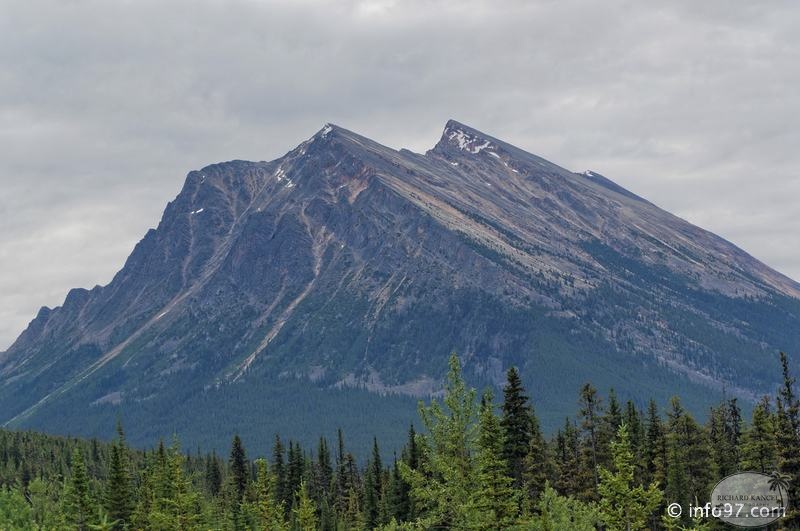 les-rocheuses-alberta-15.jpg