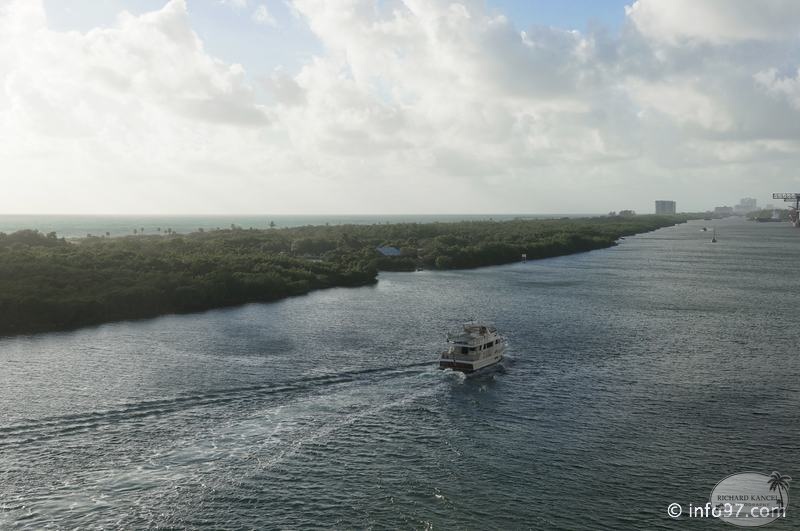 holland-america-everglades-miami-02.jpg