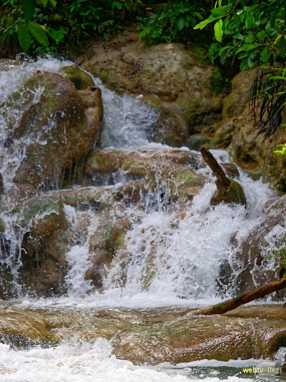 jamaique-falls220.jpg