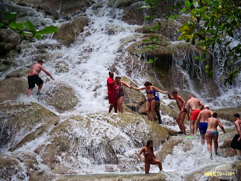 jamaique-falls224.jpg