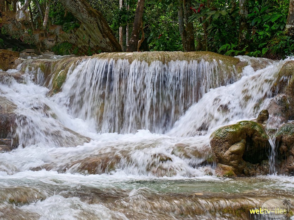 jamaique-falls276.jpg