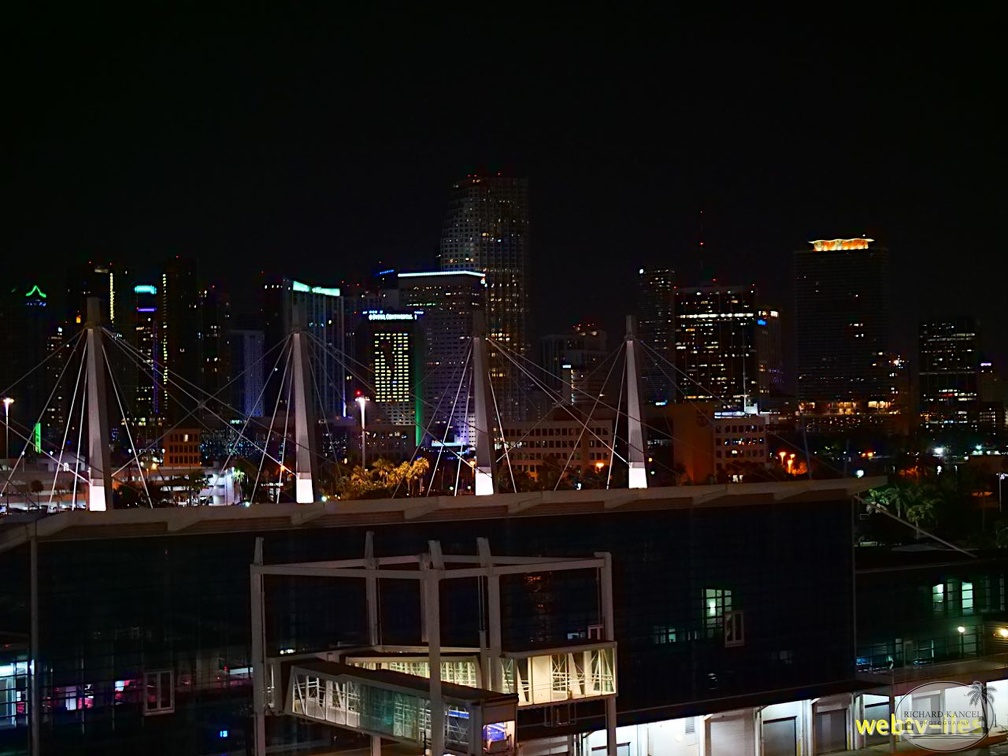 floride-miami-port-night430.jpg