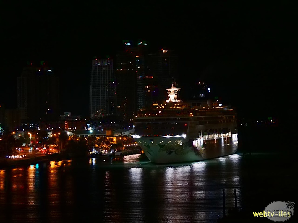 floride-miami-port-night450.jpg