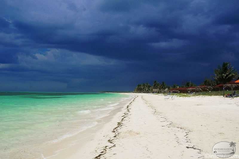 DSC08364cayo-levisacayo-levisa2.jpg