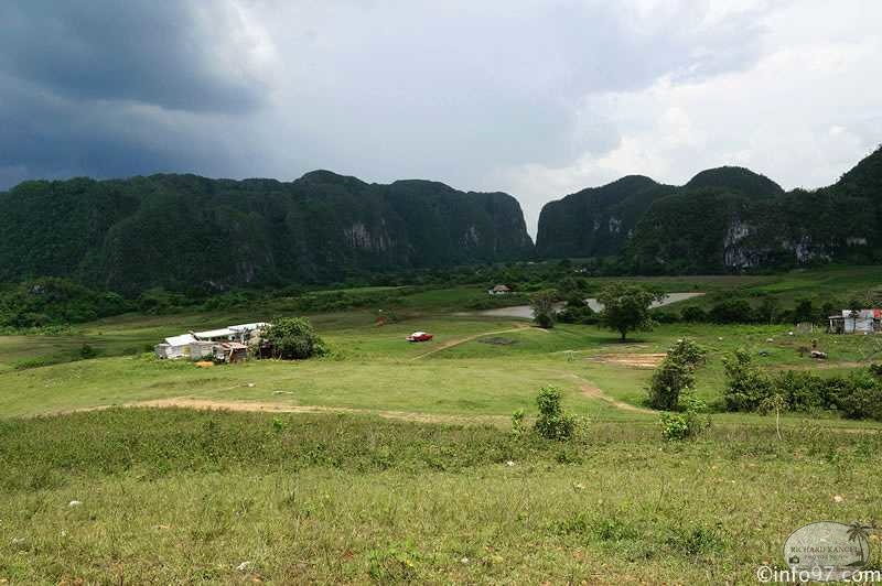 DSC08299vinales-el-mural.jpg