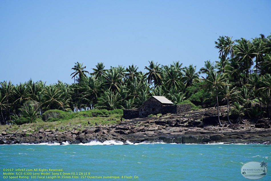 guyane021-iles-du-salut.jpg