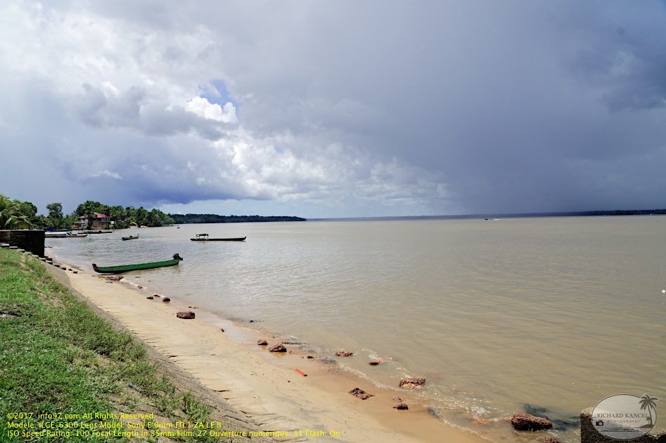 suriname24-albina.jpg
