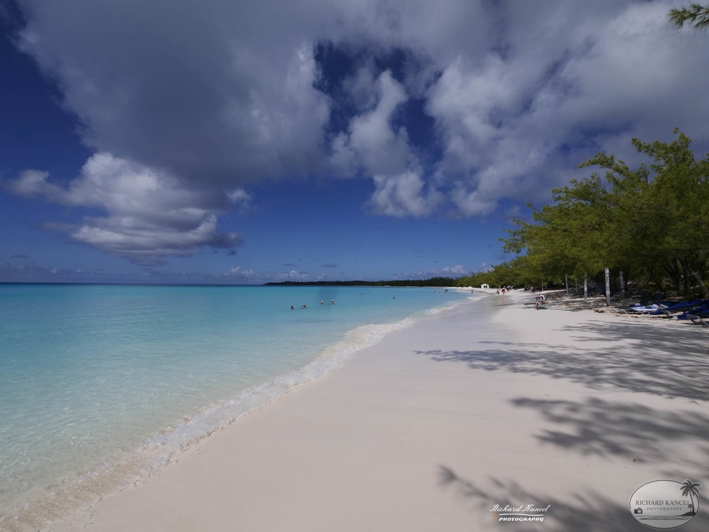 bahamas-44444.jpg
