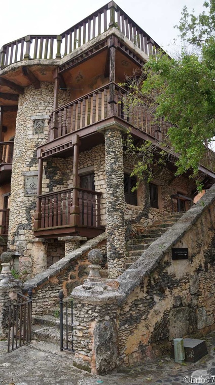 altos-de-chavon16.jpg