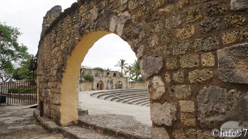 altos-de-chavon8.jpg