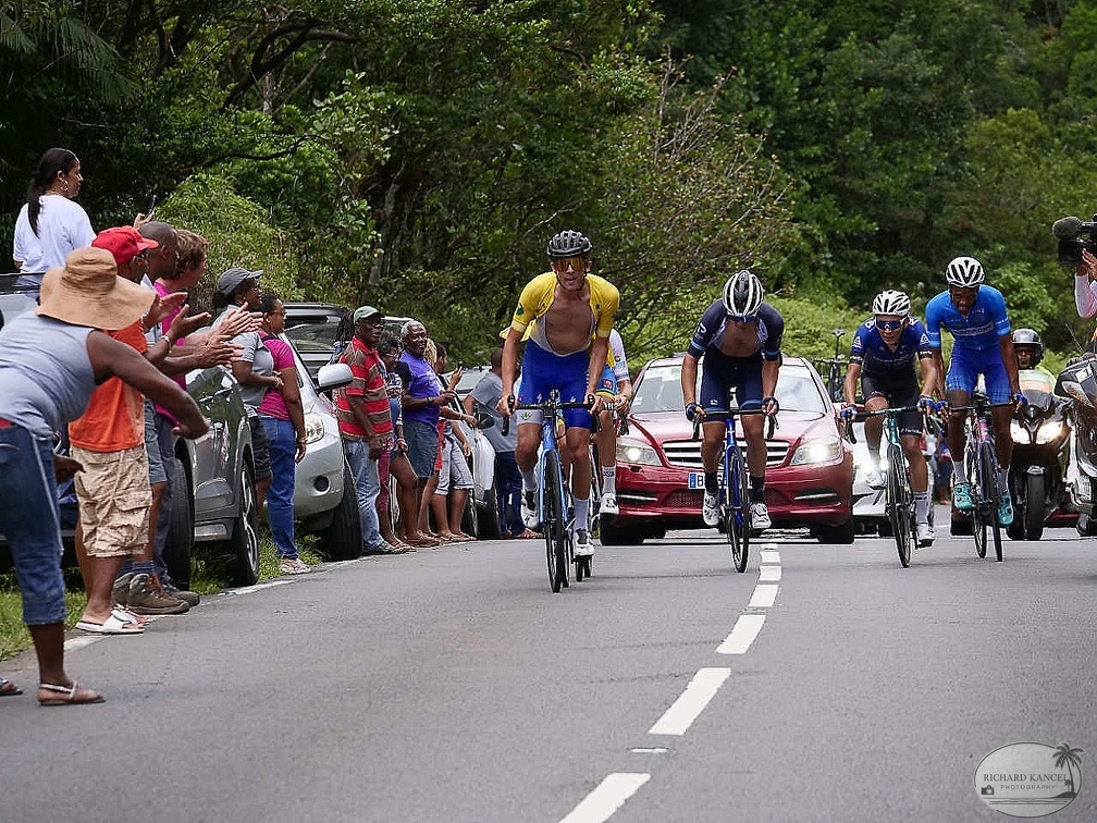 _1068974tour-guadeloupe-mamelles.jpg