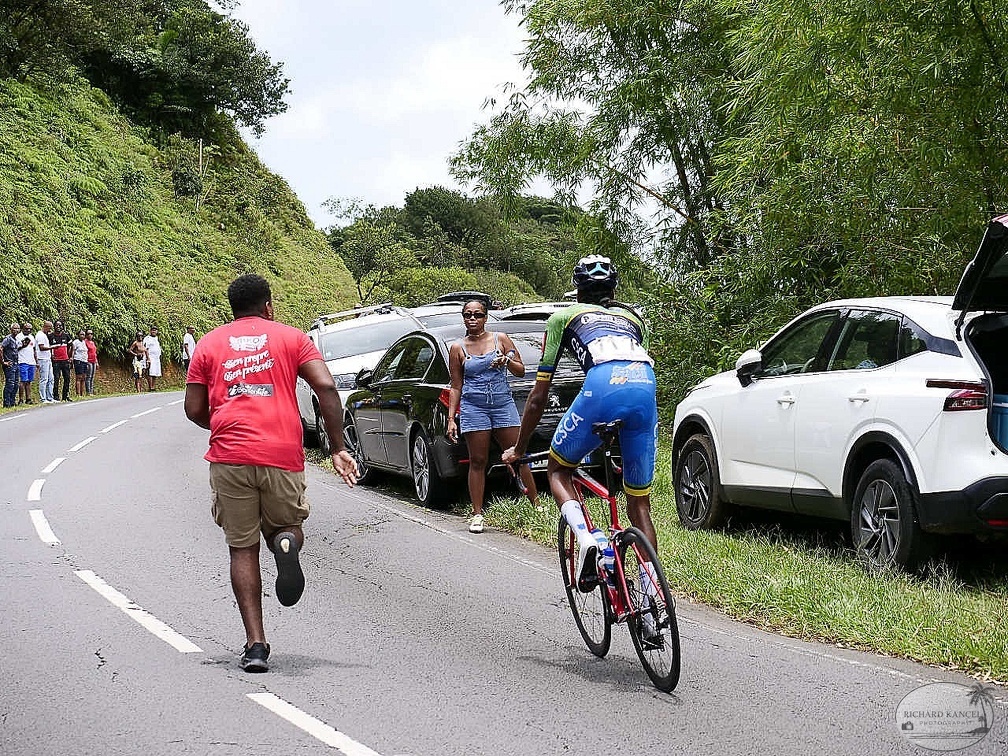 _1069037tour-guadeloupe-mamelles.jpg