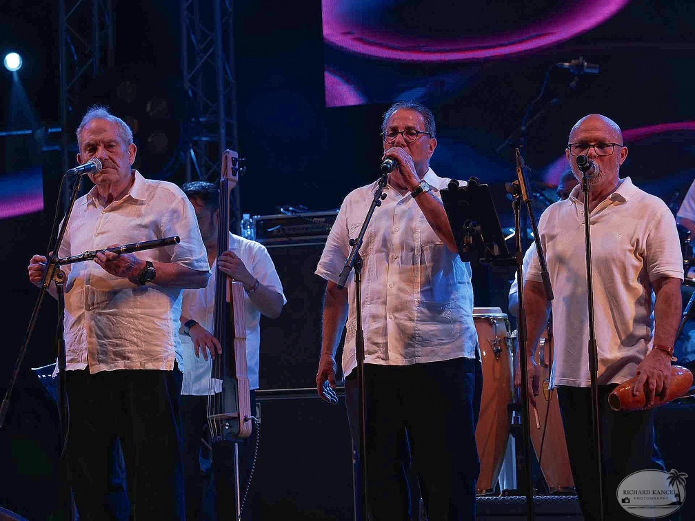 _1070910-orquestra-broadway-terre-de-blues.jpg